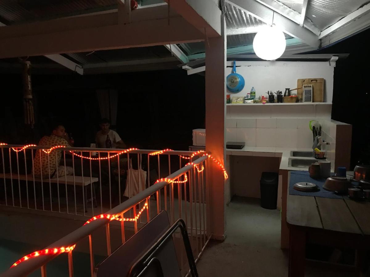 Hostel Lions มัมบาเฮา ภายนอก รูปภาพ